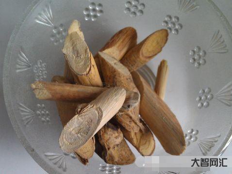芩怎么讀