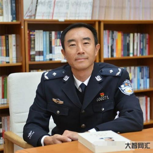 老舍、馬晨明 、李星華 、葉永烈 、馮至的簡介？