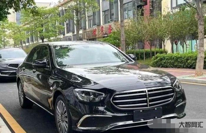 奔馳e300