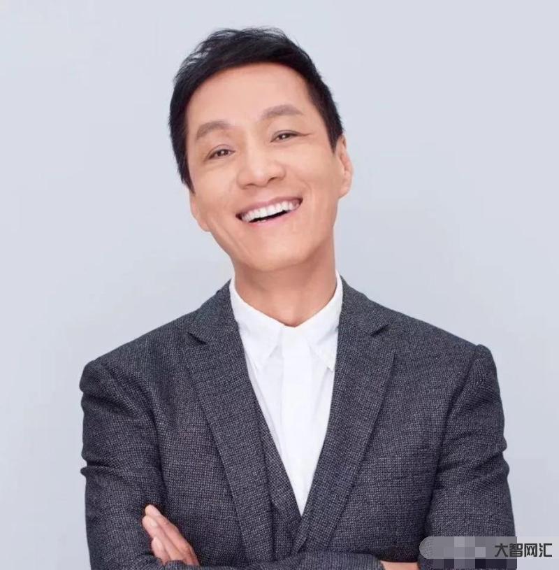 馮遠征老婆梁丹妮個人資料-他與大8歲妻子梁丹妮幸福婚姻