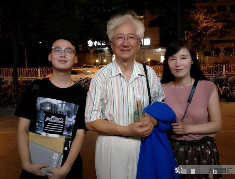 主持人陳鐸個人資料簡介-中國第一代電視人陳鐸現生平介紹