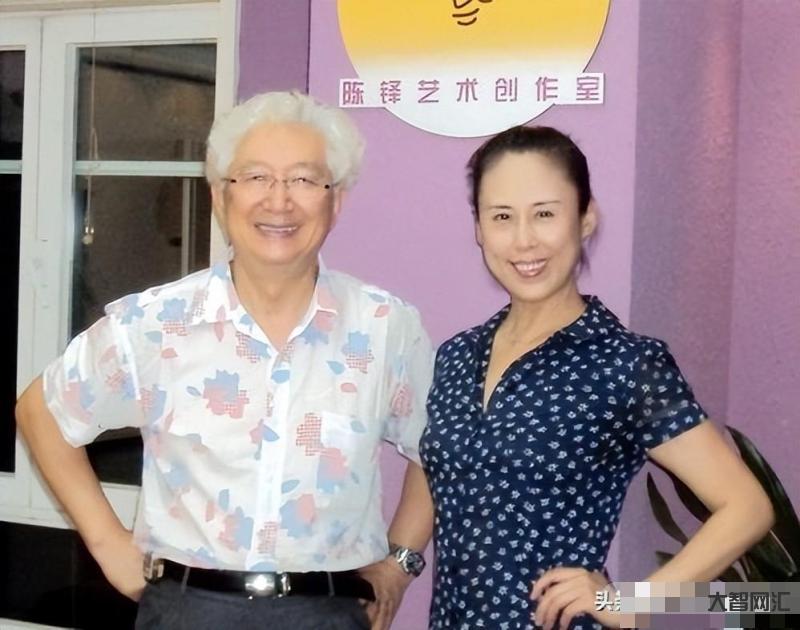 主持人陳鐸個人資料簡介-中國第一代電視人陳鐸現生平介紹