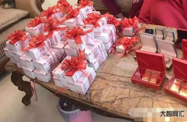 兒子跟母親要300萬彩禮-兒子二婚娶嬌妻，大衣哥砸下400萬彩禮，勞斯