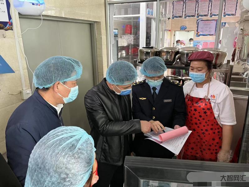 企業落實食品安全兩個責任-食品安全“兩個責任”如何落地?Ta們有高招 企業落實食品安全兩個責任-食品安全“兩個責任”如何落地?Ta們有高招