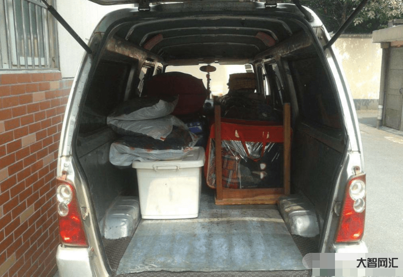 后車可以拉貨的車-宗申和歐皇推出2款電動三輪，半封閉式，客貨兩用，續航