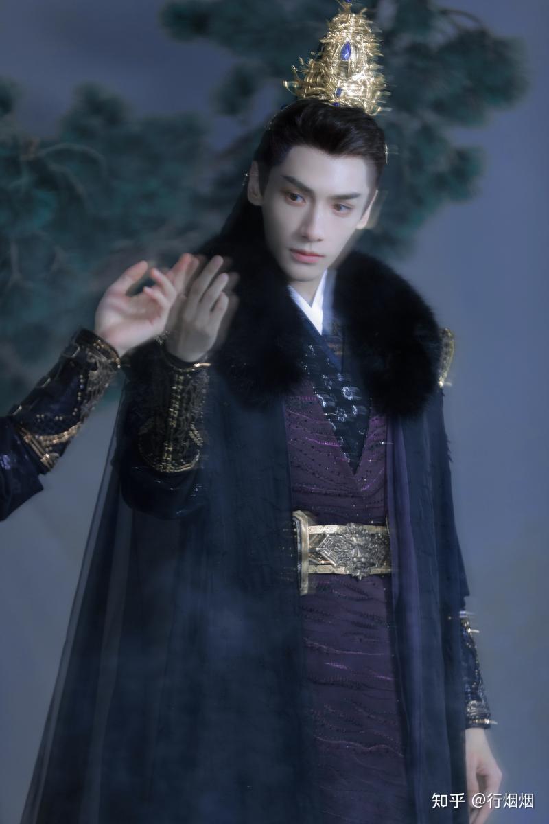 長月燼明近三年仙俠劇第一-《長月燼明》首播市占率破紀錄，優酷坐穩“仙俠