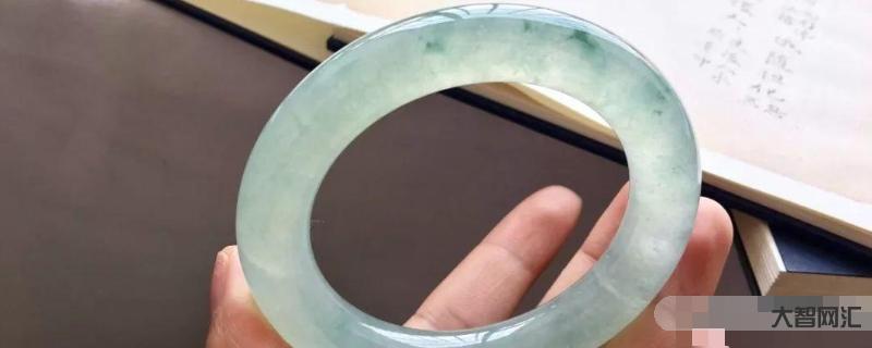 如何分辨翡翠的好壞-挑翡翠挑翡翠，3分鐘教你區分品質的好壞