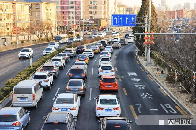 北京取消二環(huán)主路公交專用道，居民出行將如何受影響？-公交專用道取消，北