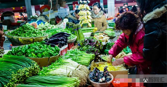 當(dāng)你讓南方人買(mǎi)菜-南方人買(mǎi)菜見(jiàn)識(shí)揭秘:一棵蔥、一條小魚(yú)、一根排骨、兩個(gè)雞蛋…… 當(dāng)你讓南方人買(mǎi)菜-南方人買(mǎi)菜見(jiàn)識(shí)揭秘:一棵蔥、一條小魚(yú)、一根排骨、兩個(gè)雞蛋……