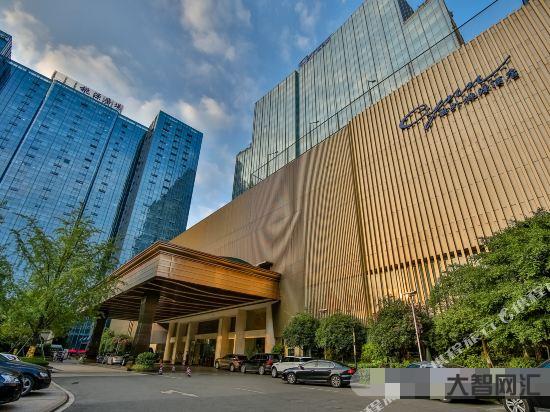 探索成都的隱秘天堂：世外桃源酒店的獨特魅力-成都世外桃源酒店：一座城市中的自然綠洲